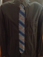 Load image into Gallery viewer, Chainmaille Tie in your choice of colors. Chainmail necktie.