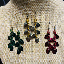 Load image into Gallery viewer, Tiny Scale Vine Earrings