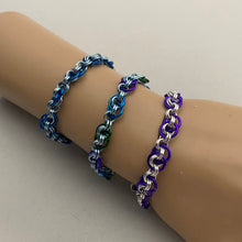 Load image into Gallery viewer, Chainfinity Chainmaille Bracelet