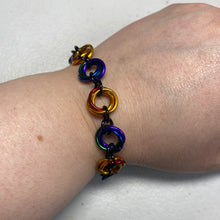 Load image into Gallery viewer, Love Knot Chainmaille Bracelet