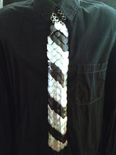 Load image into Gallery viewer, Scalemaille and Chainmaille Tie in your choice of colors. Scalemail necktie.