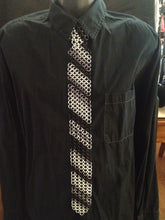 Load image into Gallery viewer, Chainmaille Tie in your choice of colors. Chainmail necktie.
