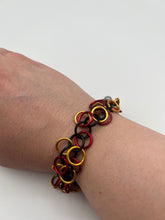 Load image into Gallery viewer, Shaggy Chainmaille Bracelet