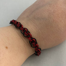 Load image into Gallery viewer, Chainfinity Chainmaille Bracelet