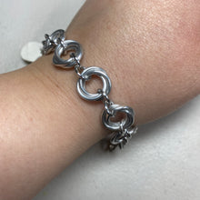 Load image into Gallery viewer, Love Knot Chainmaille Bracelet