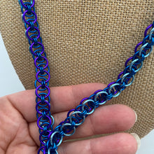 Load image into Gallery viewer, Helm Chainmaille Necklace