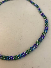 Load image into Gallery viewer, Dainty Chainmaille Bracelet