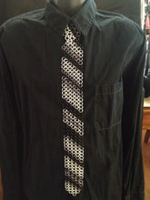 Load image into Gallery viewer, Chainmaille Tie in your choice of colors. Chainmail necktie.
